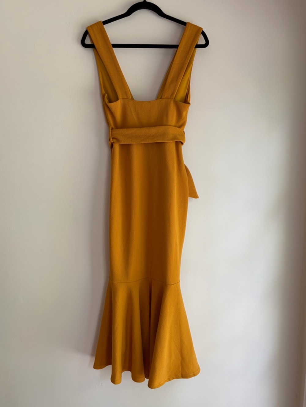 Selfie Leslie Mustard Yellow Mermaid Hem Sleeveless Dress Size M - Picture 5 of 7